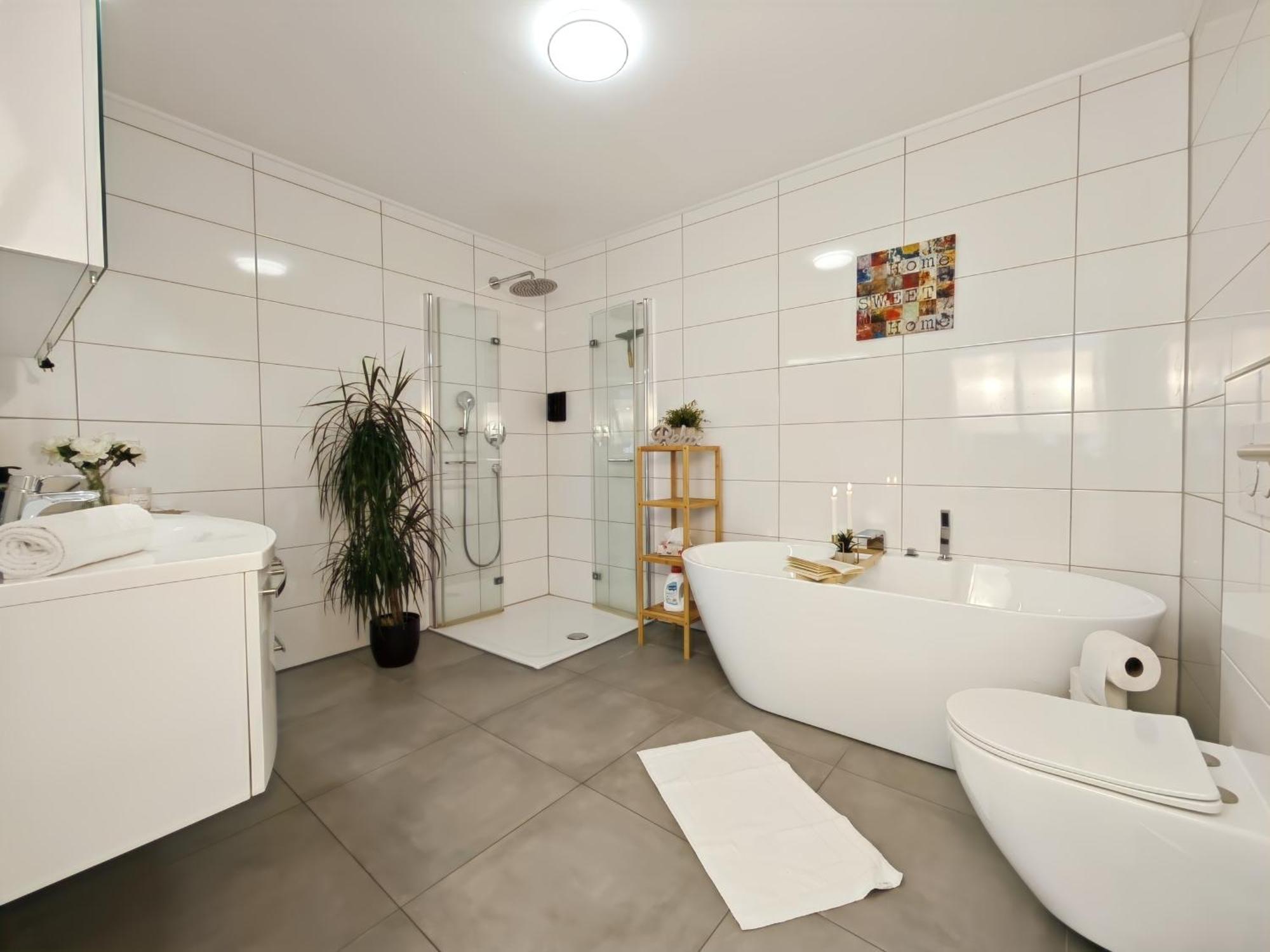 Dinkelsbühl Kaiserin Sisi Fuer Bis Zu 6 - Arbeitsplatz, Badewanne, Parkplatz, Waschmaschine מראה חיצוני תמונה